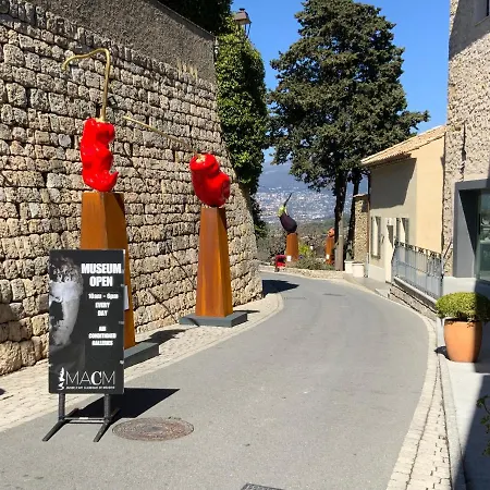 Collection - Ravissante Avec Bassin Chauffe En Saison *