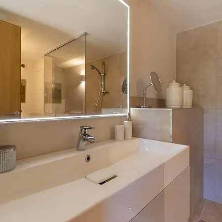 Collection - Ravissante Avec Bassin Chauffe En Saison Apartment *